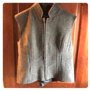 Wyoming Traders woman’s vest